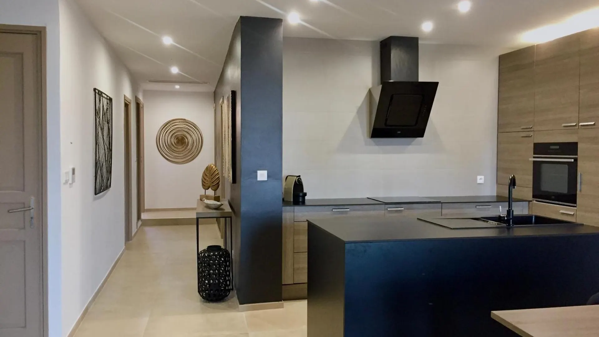 Apartment Luxueux Appt Vieil Antibes Port Plage Tout Equipe Pour 8