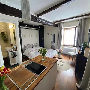 Studio Au Cœur Du Vieil Antibes